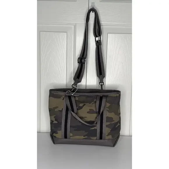 Betsey Johnson Camo Tote Bag with Heart Charm & Fuzzy Pom – NWT